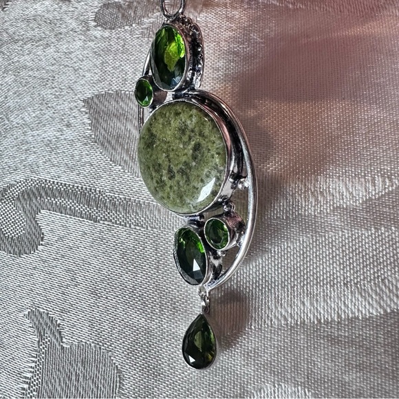 Artisan Green Gemstone Pendant  “volcanic chrysotile” dangle Pendant only - Picture 8 of 11
